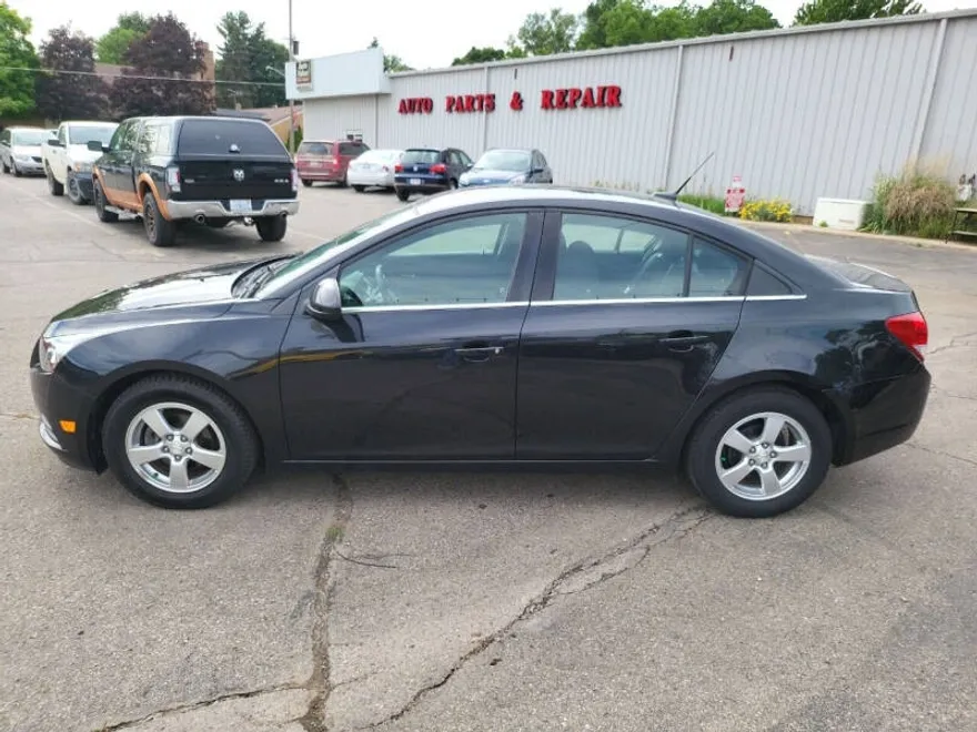 2014 Chevrolet Cruze photo 1