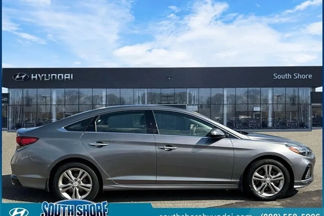 2018 Hyundai Sonata Limited photo 1