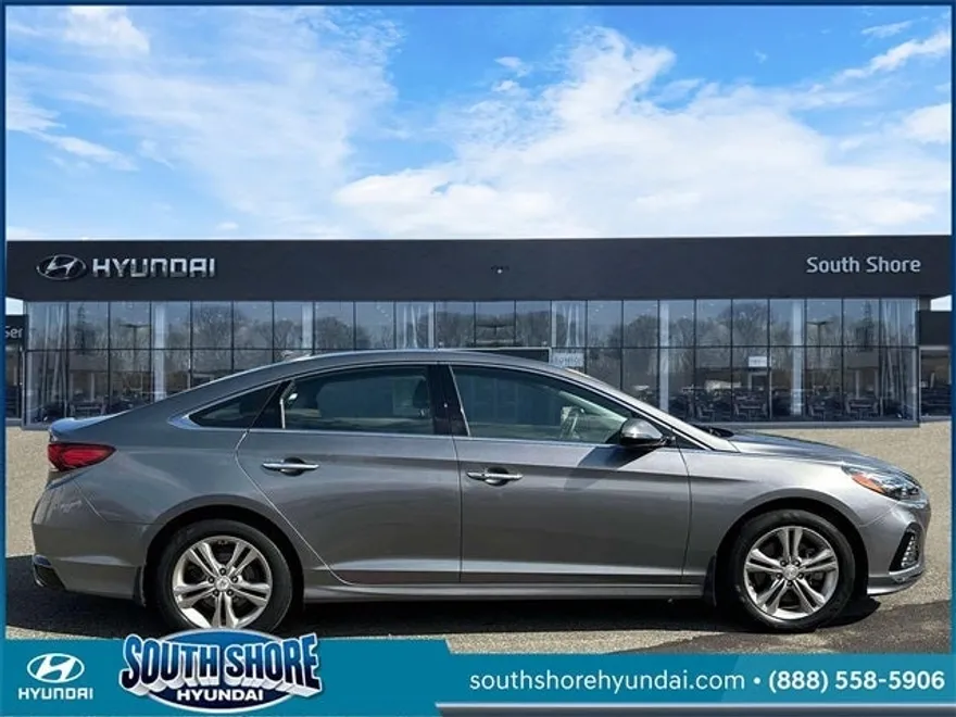 2018 Hyundai Sonata Limited photo 1