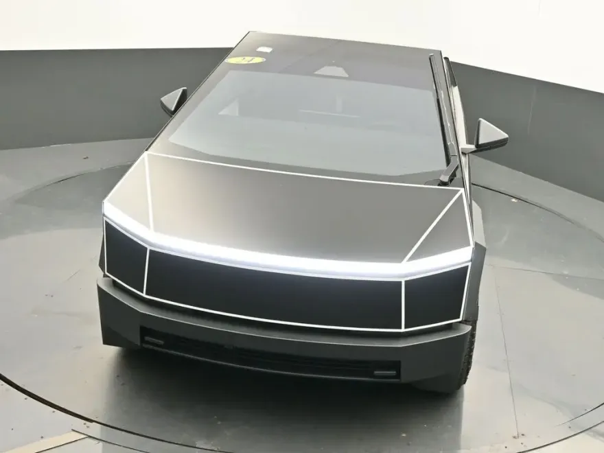 2024 Tesla Cybertruck Cyberbeast photo 26