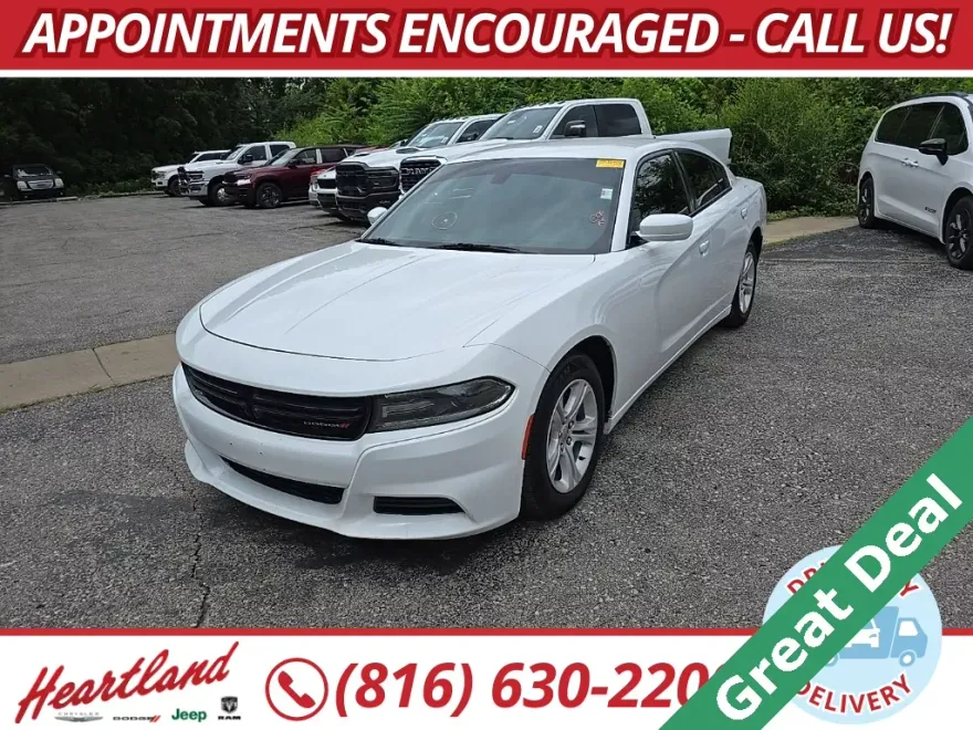 2018 Dodge Charger SXT photo 1