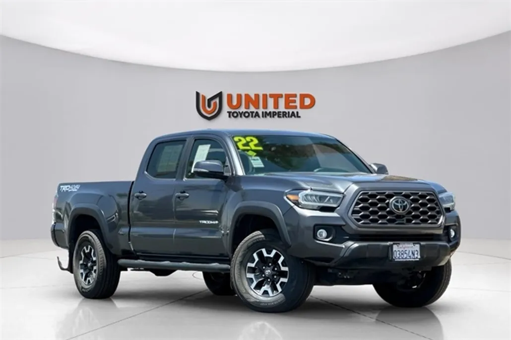 2022 Toyota Tacoma TRD Off-Road V6 photo 1