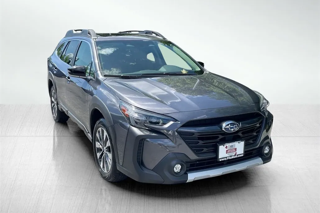 2025 Subaru Outback Limited photo 1