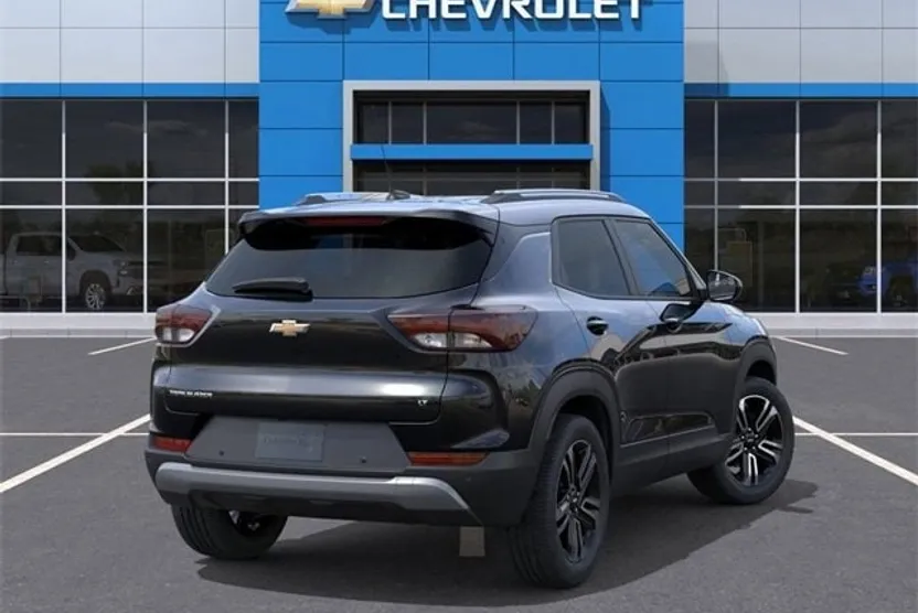 2026 Chevrolet Trailblazer LT photo 1