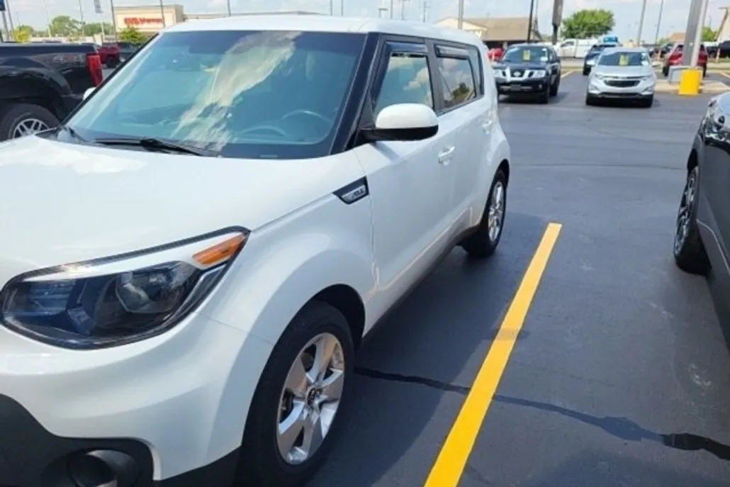 2019 Kia Soul Base photo 1