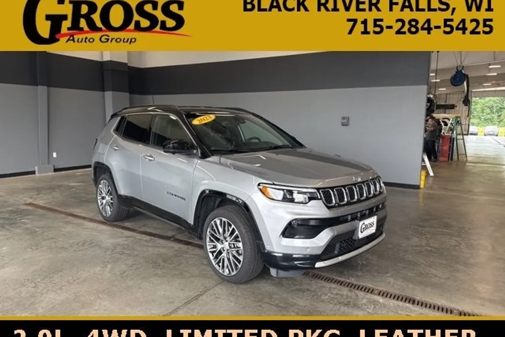 2023 Jeep Compass Limited photo 1