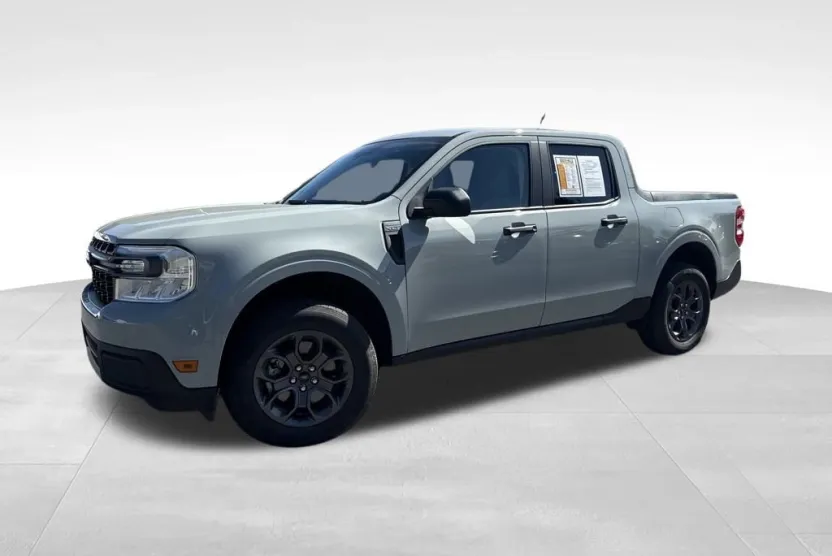 2024 Ford Maverick XLT photo 1
