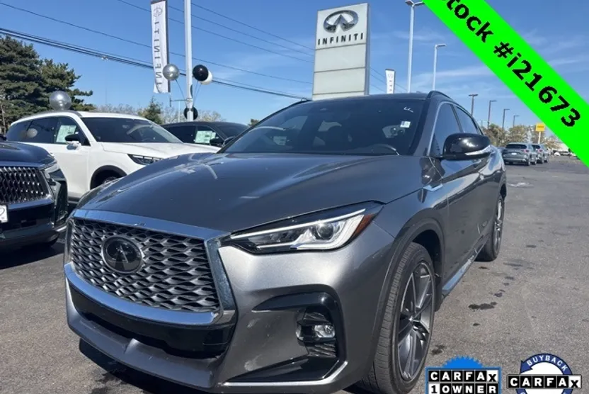 2024 Infiniti QX55 Luxe photo 1