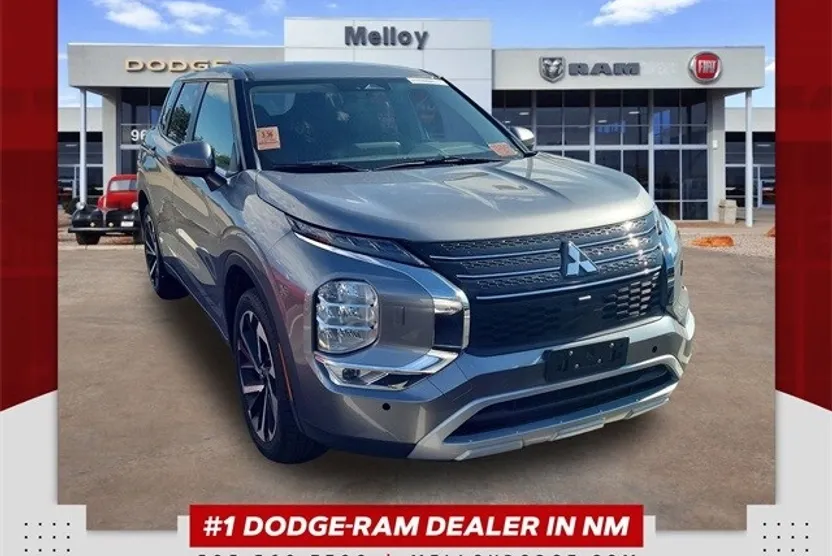 2024 Mitsubishi Outlander SE photo 1
