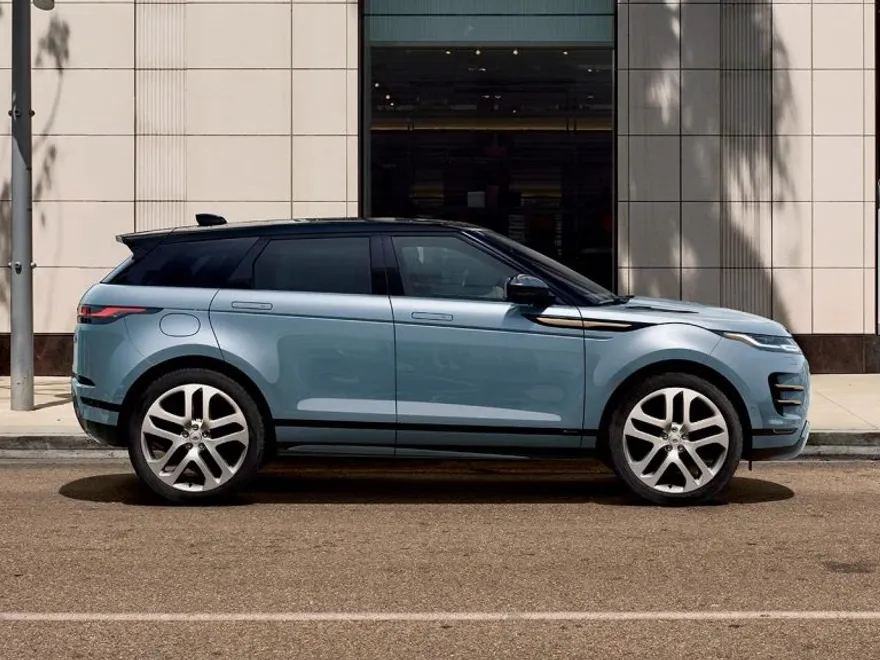 2025 Ford Escape ST-Line photo 1