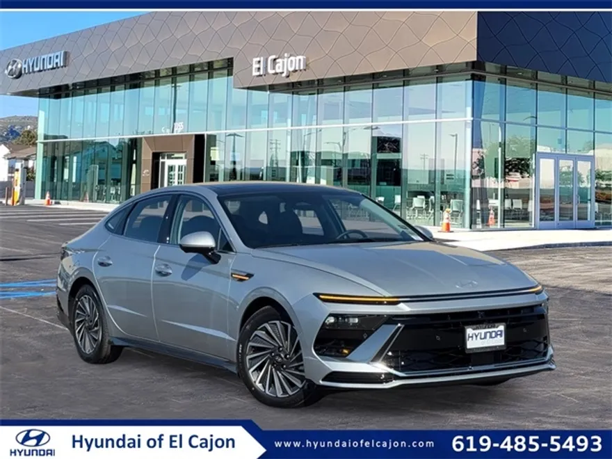 2025 Hyundai Sonata Hybrid Limited photo 1