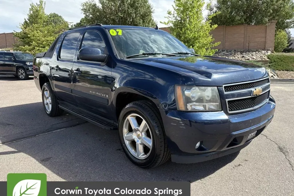 2007 Chevrolet Avalanche LT photo 1