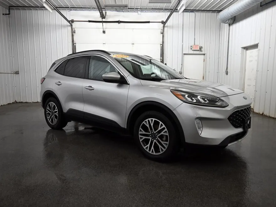 2020 Ford Escape SEL photo 1