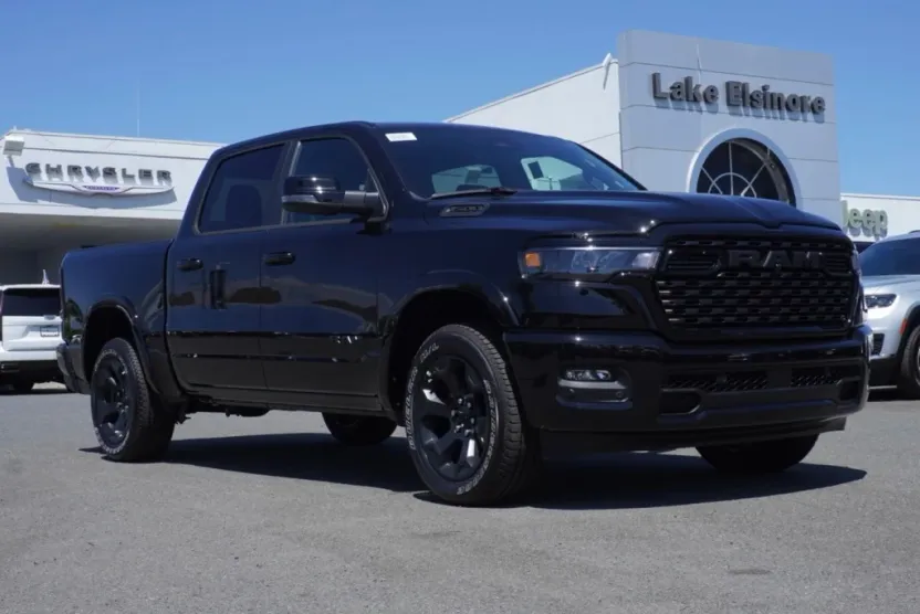 2026 Ram 1500 Big Horn Night Edition photo 1