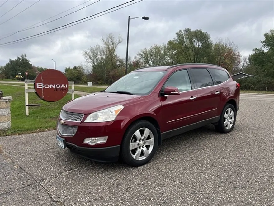 2011 Chevrolet Traverse LTZ photo 1