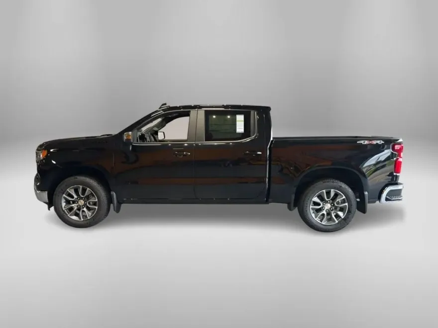 2026 Chevrolet Silverado 1500 LT photo 1