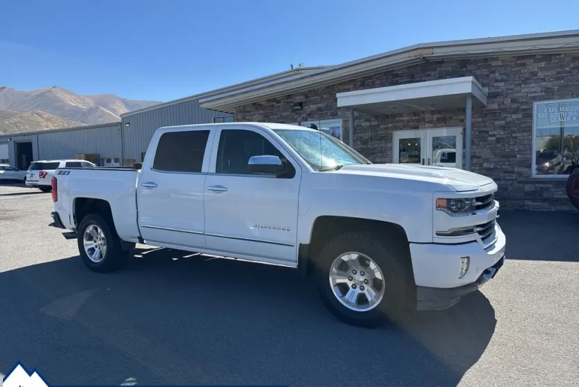 2018 Chevrolet Silverado 1500 LTZ photo 1