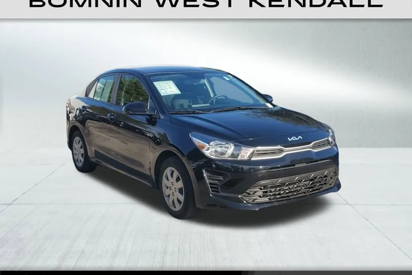 2023 Kia Rio LX photo 1