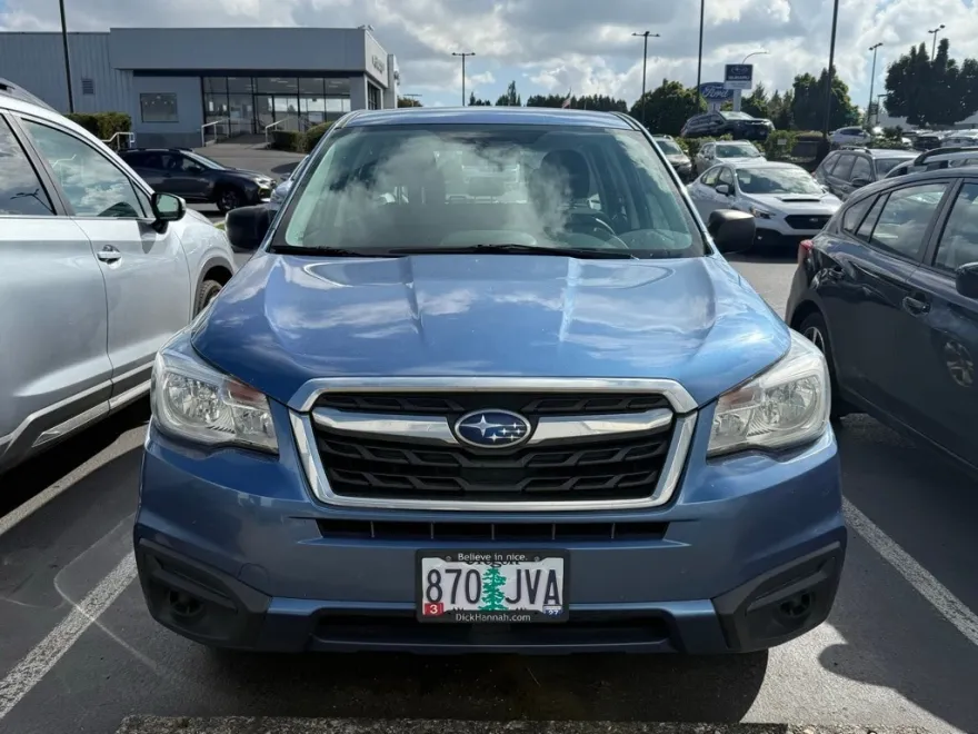 2017 Subaru Forester 2.5i photo 1