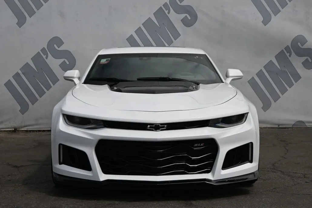 2023 Chevrolet Camaro ZL1 Coupe photo 1