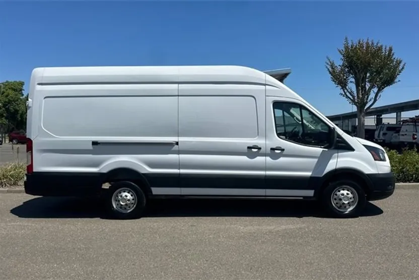 2023 Ford Transit Cargo Van photo 1