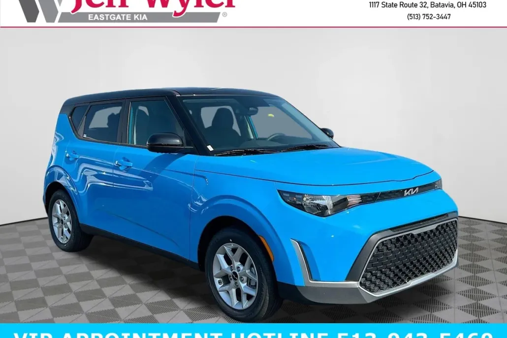 2025 Kia Soul S photo 1
