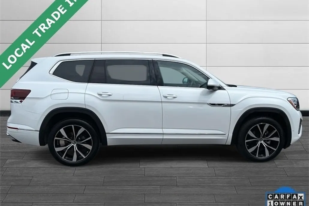2024 Volkswagen Atlas SEL Premium R-Line photo 1