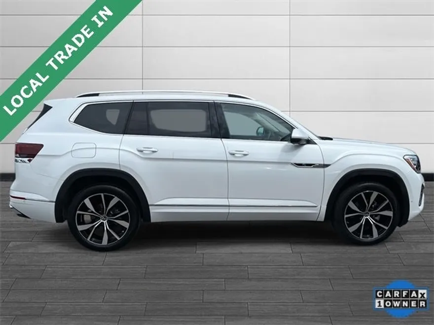 2024 Volkswagen Atlas SEL Premium R-Line photo 1