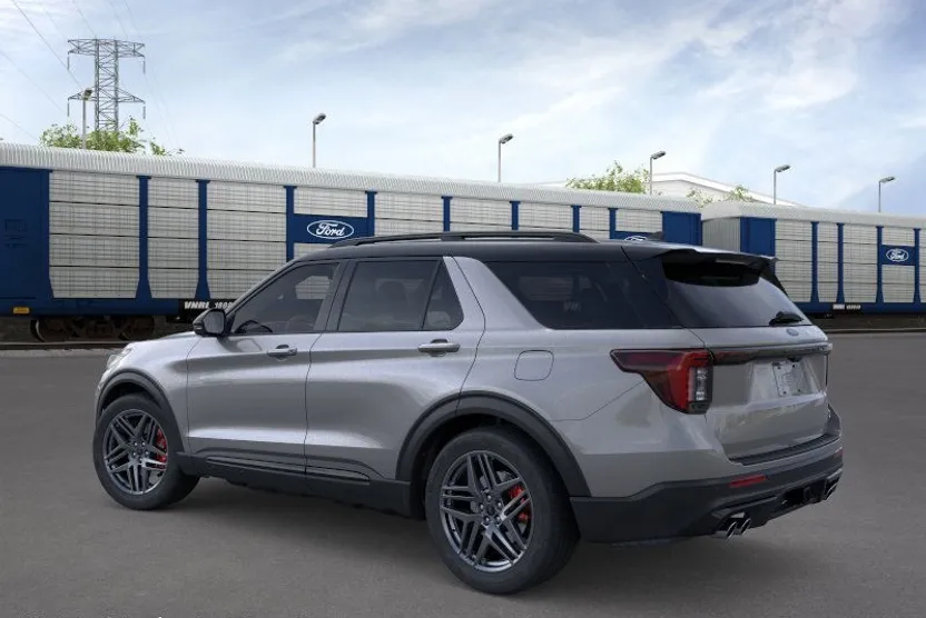 2025 Ford Explorer ST photo 1