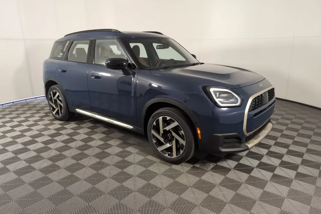 2025 Mini Countryman S ALL4 photo 1