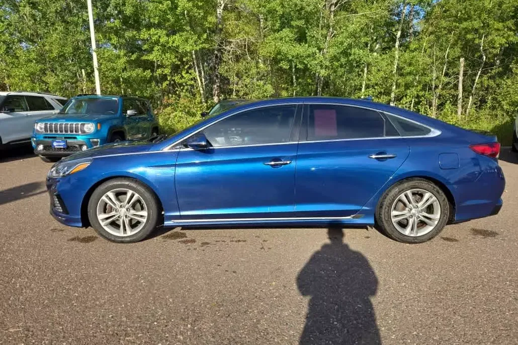 2018 Hyundai Sonata Sport photo 1