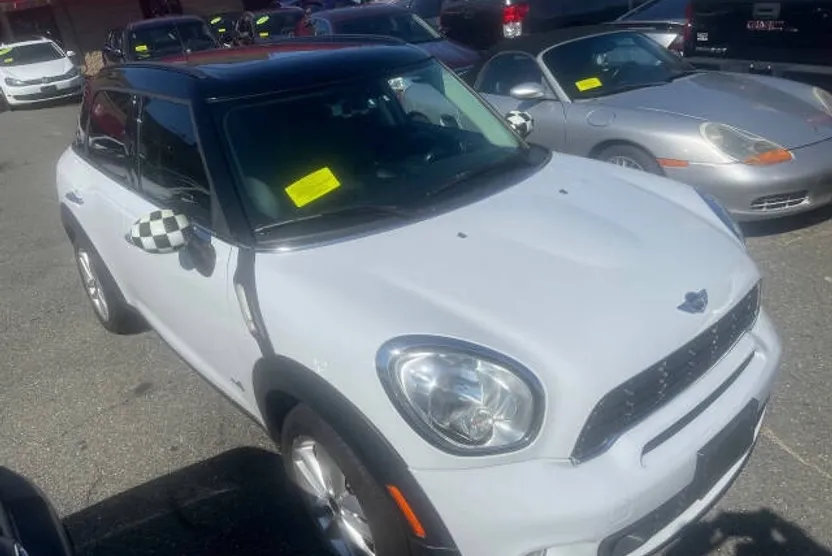 2014 Mini Countryman S ALL4 photo 1