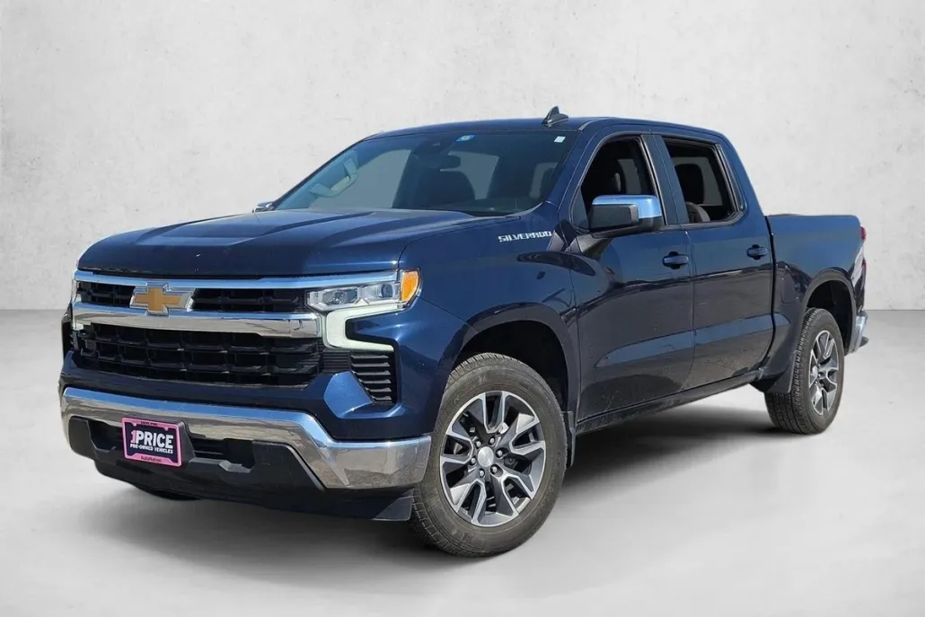 2022 Chevrolet Silverado 1500 LT photo 1