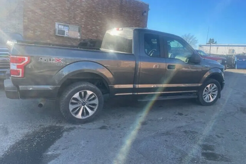 2018 Ford F-150 XLT photo 1