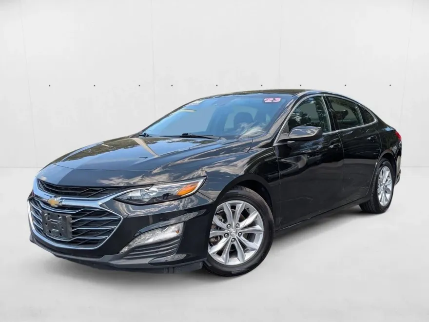 2023 Chevrolet Malibu 1LT photo 1