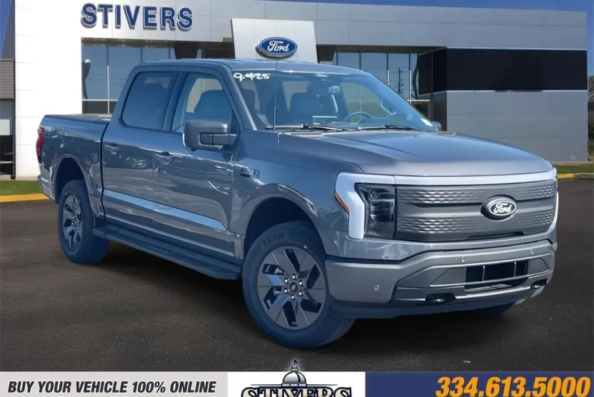 2025 Ford F-150 Lightning photo 1