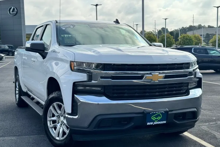 2020 Chevrolet Silverado 1500 LT photo 1