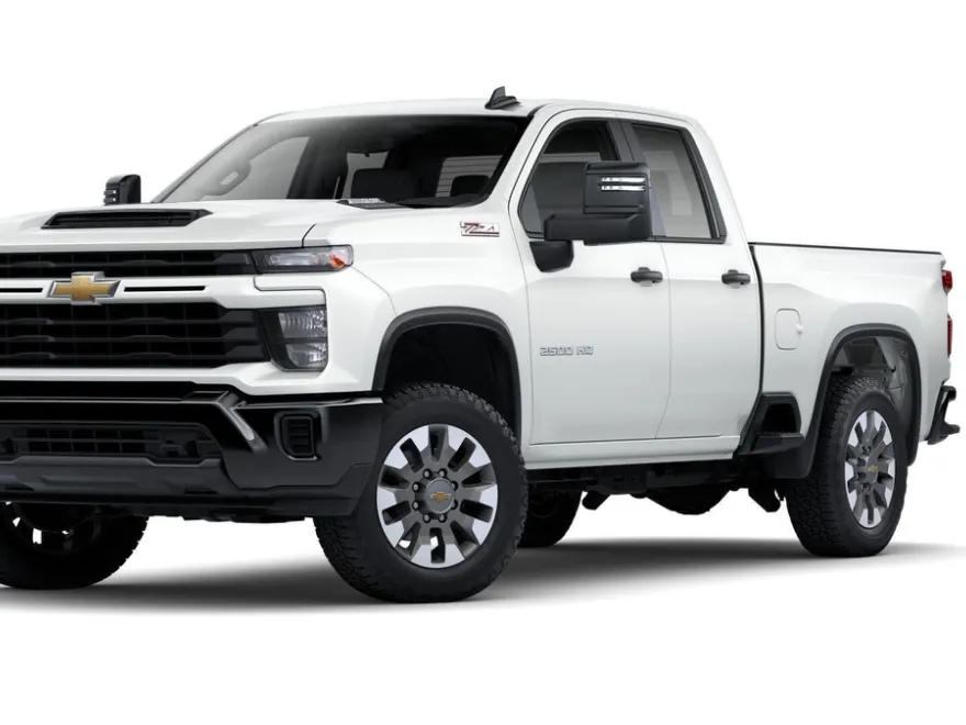 2025 Chevrolet Silverado 2500HD Custom photo 1