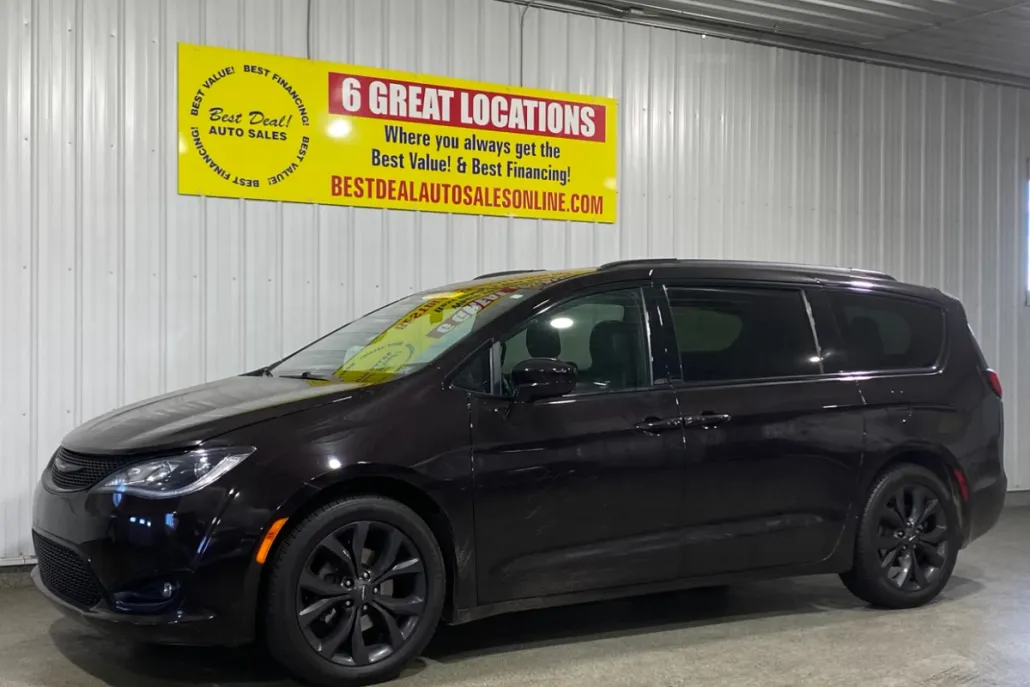 2018 Chrysler Pacifica Touring Plus photo 1