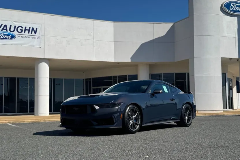 2025 Ford Mustang Dark Horse photo 1