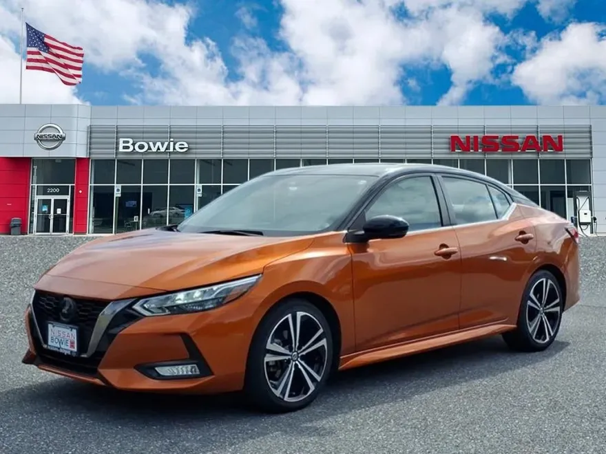2022 Nissan Sentra SR photo 1