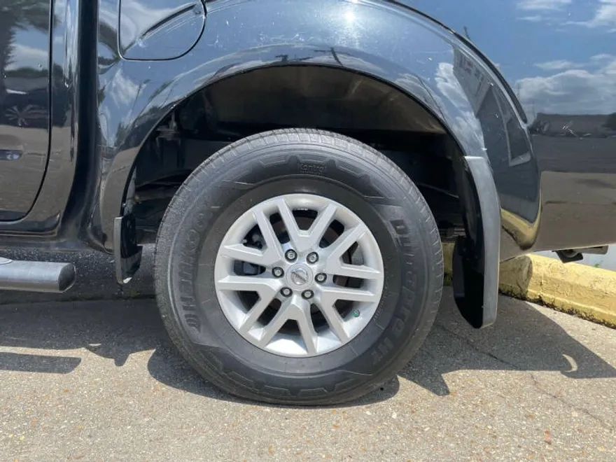 2018 Nissan Frontier SV photo 1
