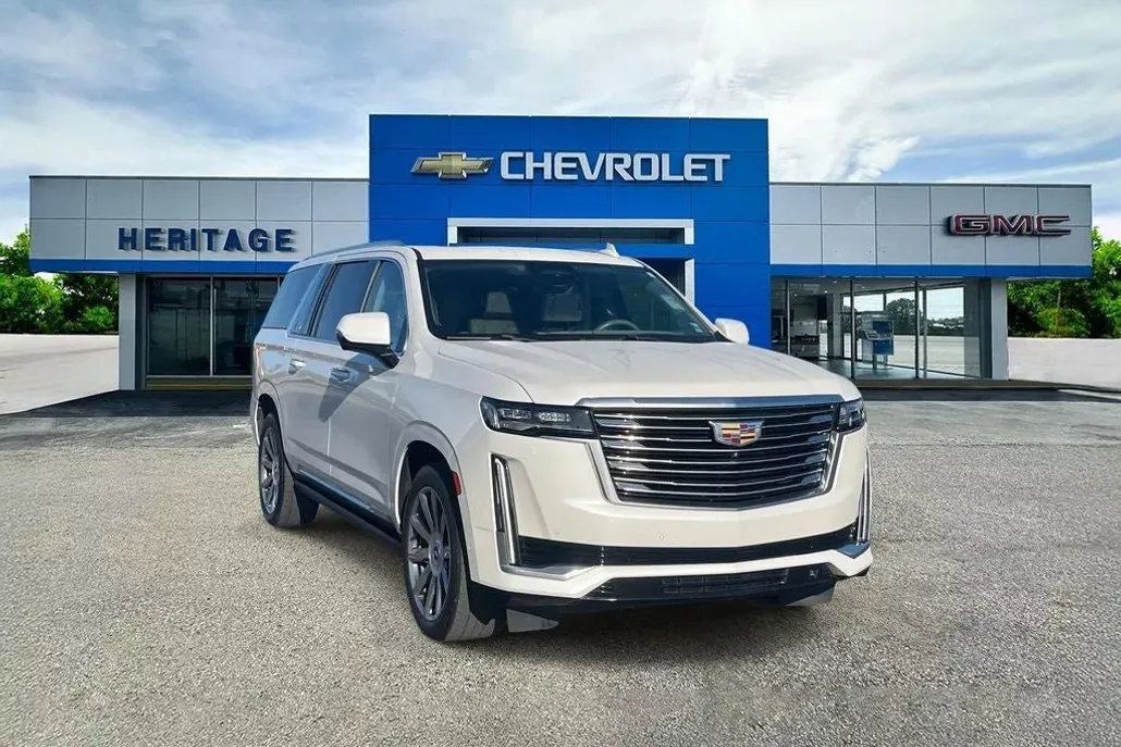 2022 Cadillac Escalade ESV Premium Luxury Platinum photo 1