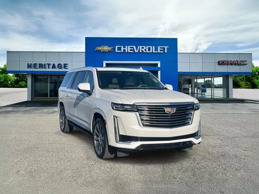 2022 Cadillac Escalade ESV Premium Luxury Platinum photo 1