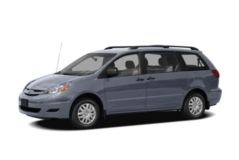 2008 Toyota Sienna XLE photo 1