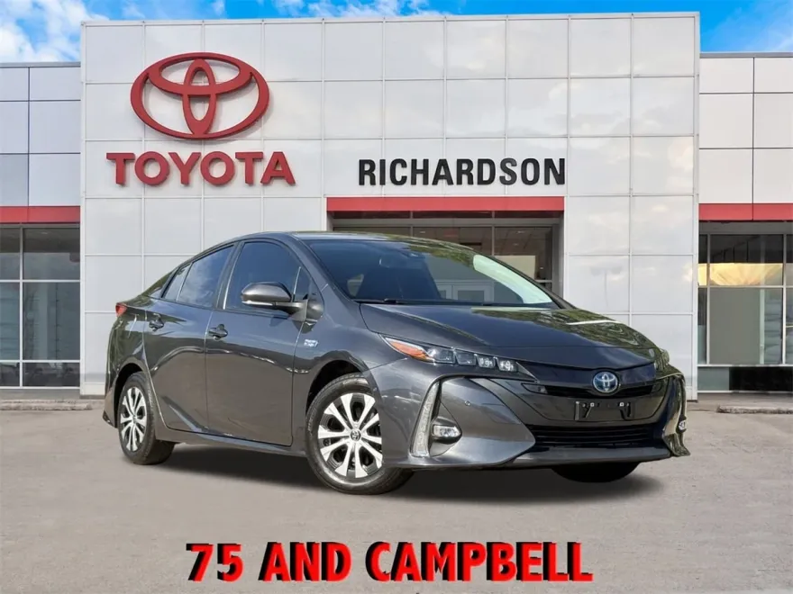 2021 Toyota Prius Prime Limited photo 1