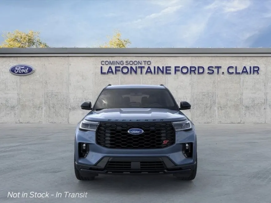 2025 Ford Explorer ST photo 6
