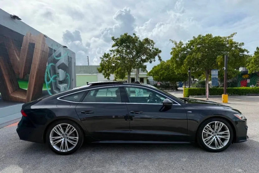 2019 Audi A7 Premium Plus photo 1