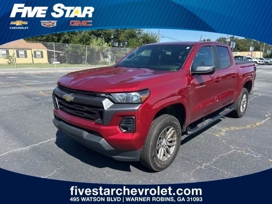 2023 Chevrolet Colorado LT photo 1