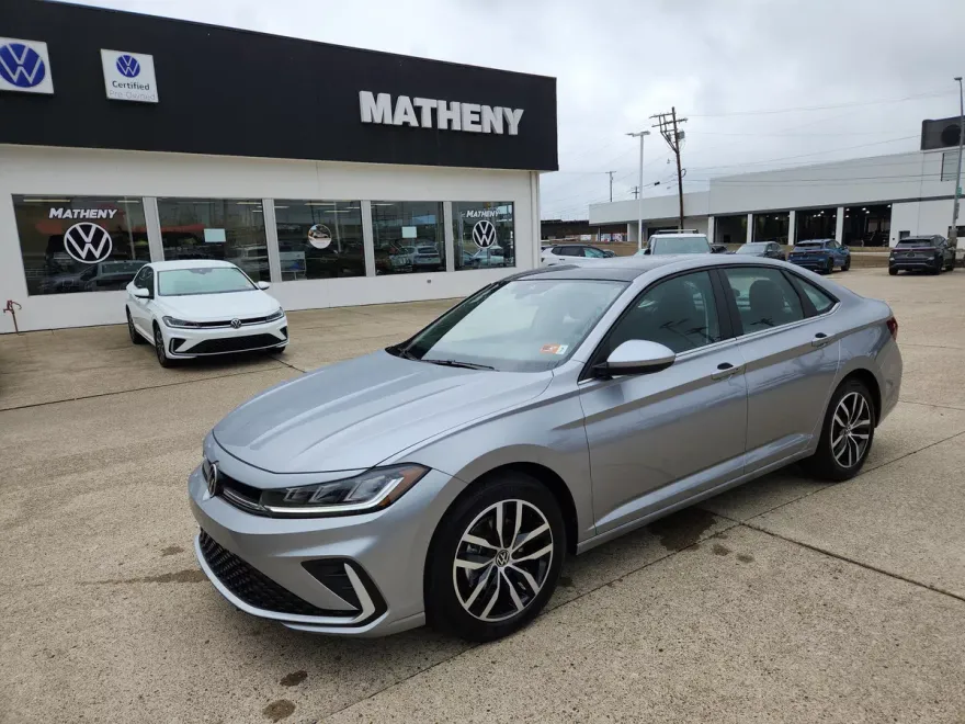 2025 Volkswagen Jetta 1.5T SE photo 1